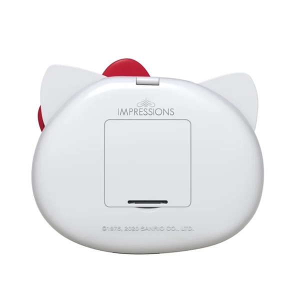Sanrio Hello Kitty Impressions Kawaii Compact Light Up Mirror - Picture 3 of 9